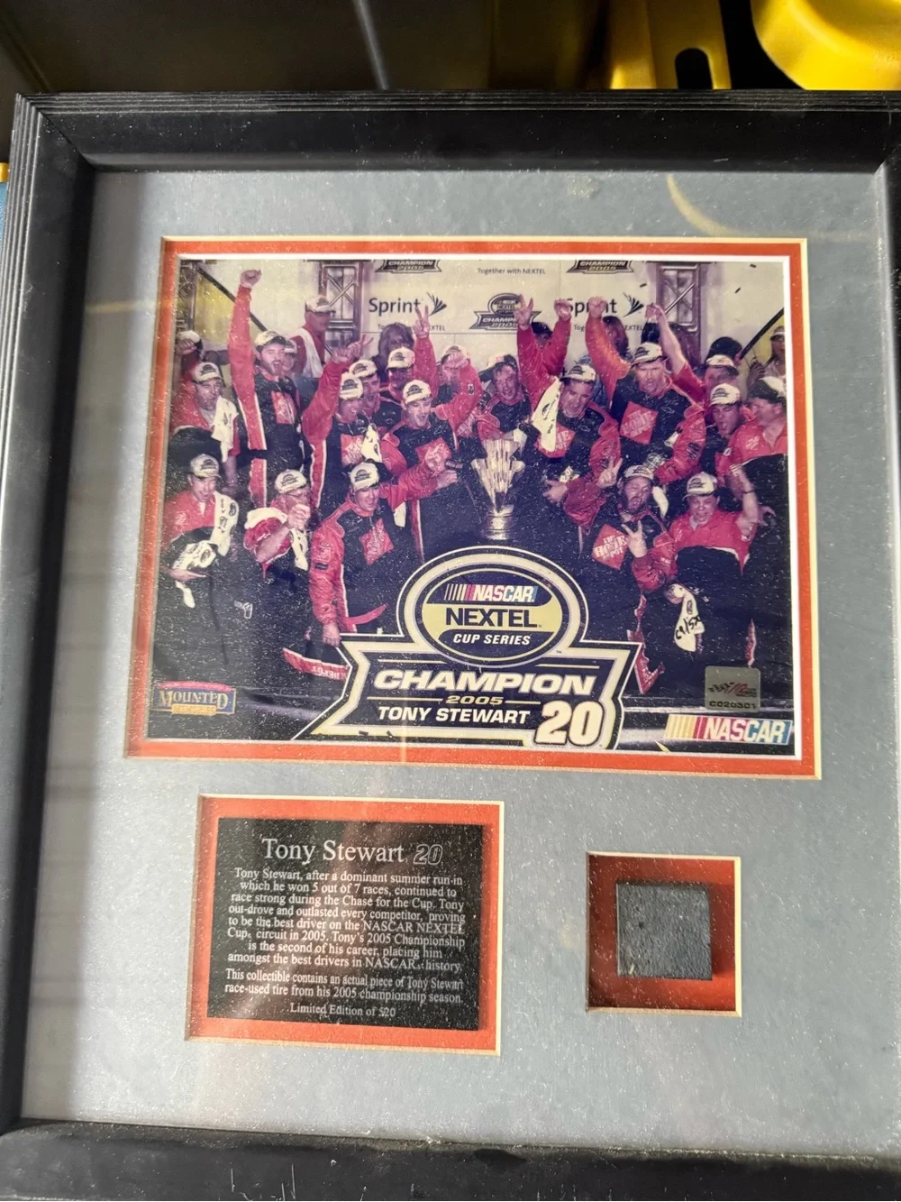 Tony Stewart #20 2005 NASCAR Nextel Cup Champion Framed‎ Race tire display